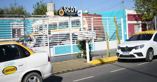 Taxistas en San Juan protestaron contra el alquiler de licencias y Uber